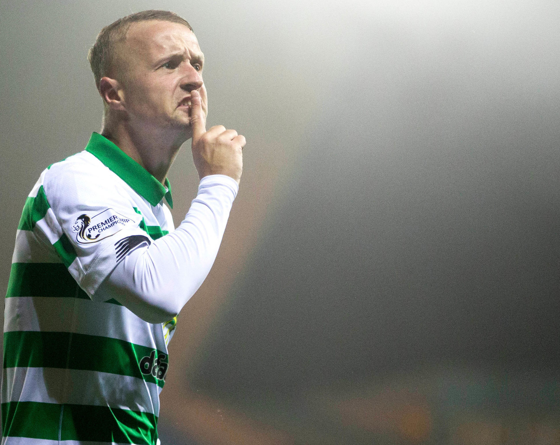 Lennon plays down Griffiths’ fans clash