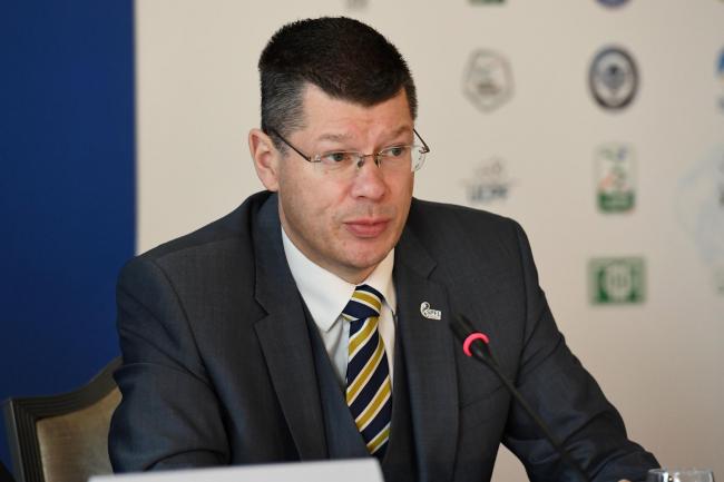 SPFL chief Neil Doncaster is earning £388,000 and is missing in action during league crisis